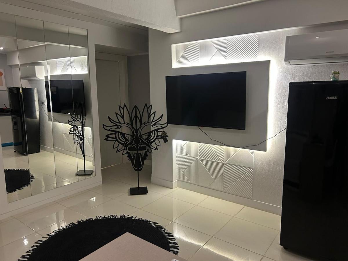 Serviced 239 Apartment *